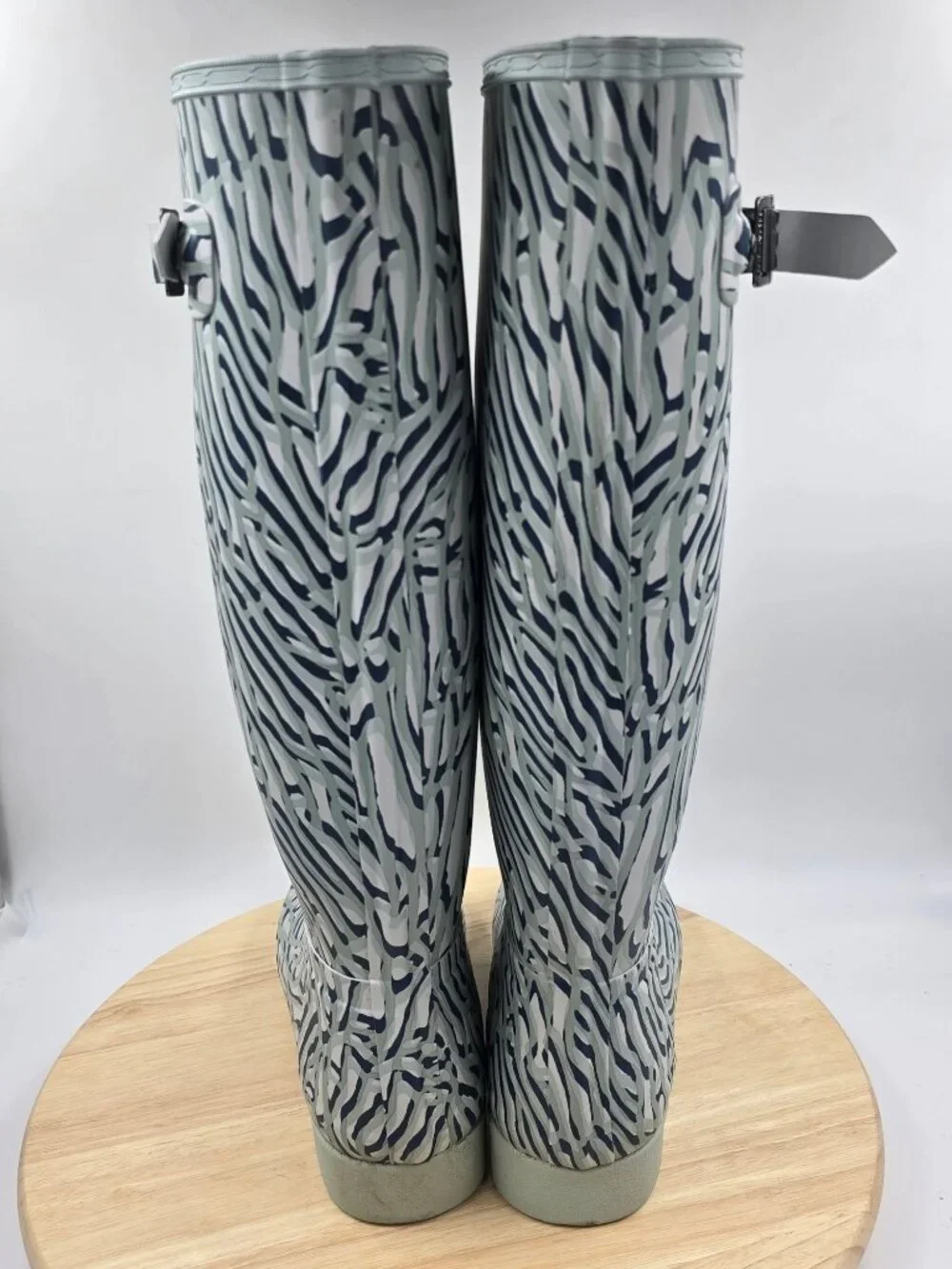 Hunter Tall Refined Coral Print Rain Boots Sea Spray Womens sz 10